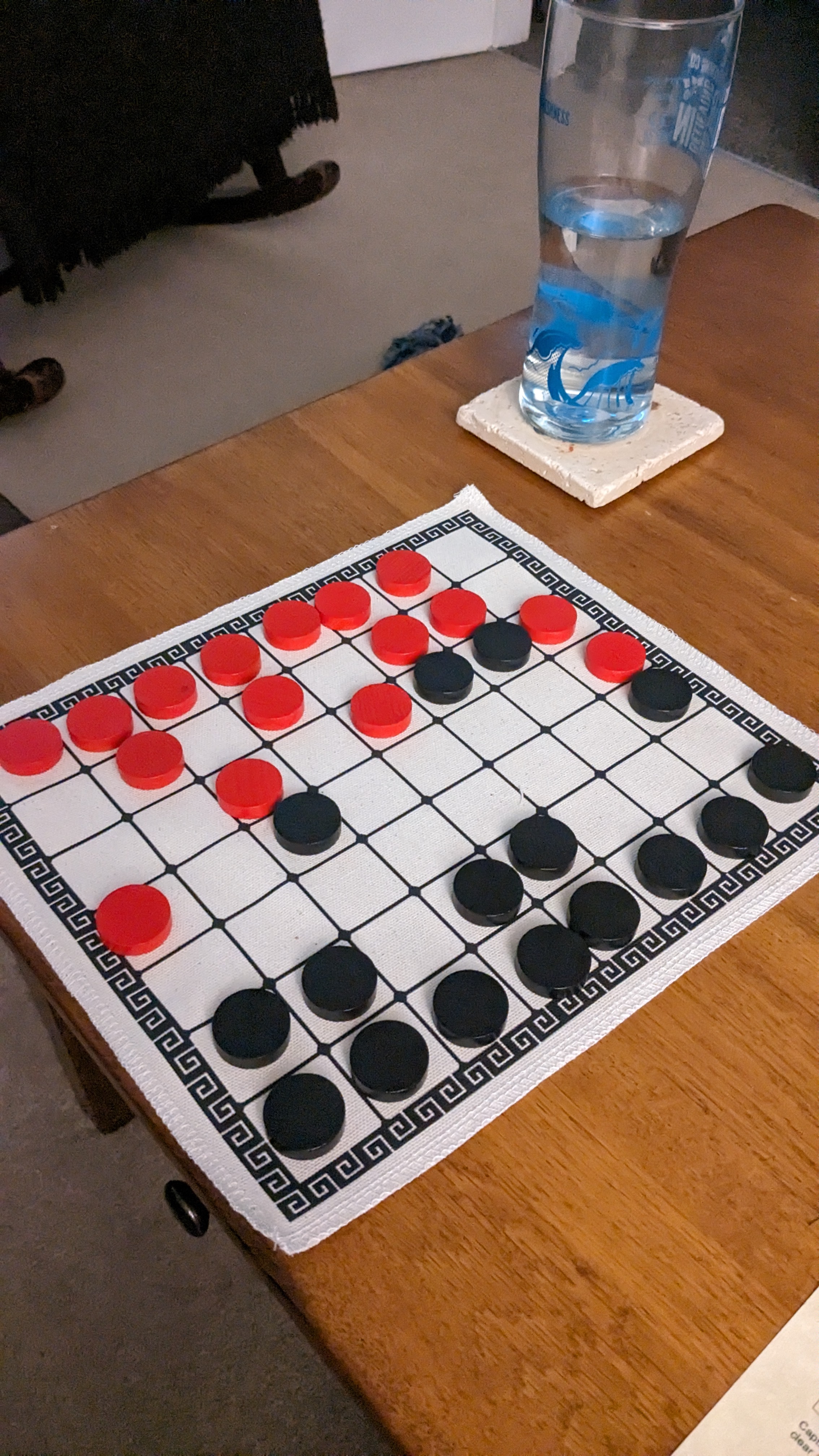 A game of Latrunculi in play